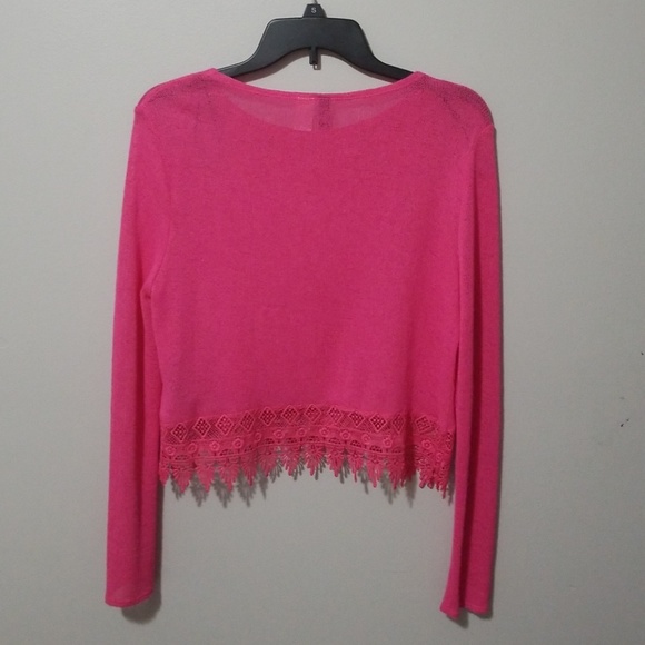 Top - Picture 3 of 3